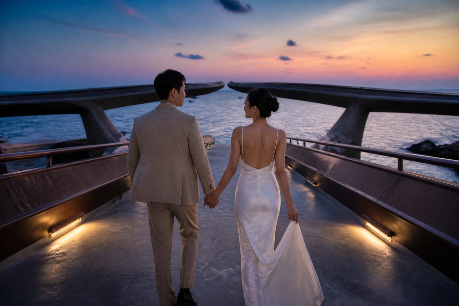 Kiss Bridge (illustration)